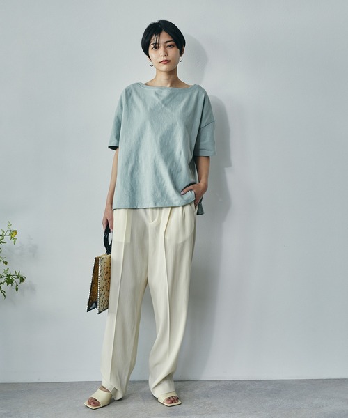 ECRIRE（エクリール）の「綿100％ 10oz天竺コットン ボートネックボックスT（Tシャツ/カットソー・レディース・オフホワイト/チャコールグレー/ピンク/ライトグリーン・フリー）」の5枚目の写真