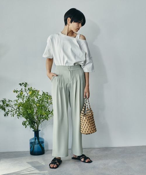 ECRIRE（エクリール）の「綿100％ 10oz天竺コットン ボートネックボックスT（Tシャツ/カットソー・レディース・オフホワイト/チャコールグレー/ピンク/ライトグリーン・フリー）」の17枚目の写真