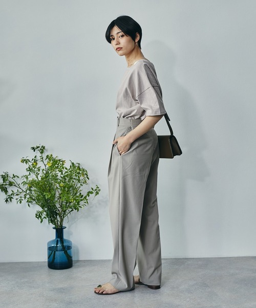 ECRIRE（エクリール）の「綿100％ 10oz天竺コットン ボートネックボックスT（Tシャツ/カットソー・レディース・オフホワイト/チャコールグレー/ピンク/ライトグリーン・フリー）」の19枚目の写真