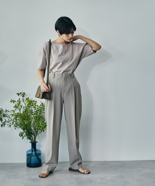 ECRIRE（エクリール）の「綿100％ 10oz天竺コットン ボートネックボックスT（Tシャツ/カットソー・レディース・オフホワイト/チャコールグレー/ピンク/ライトグリーン・フリー）」の21枚目の写真