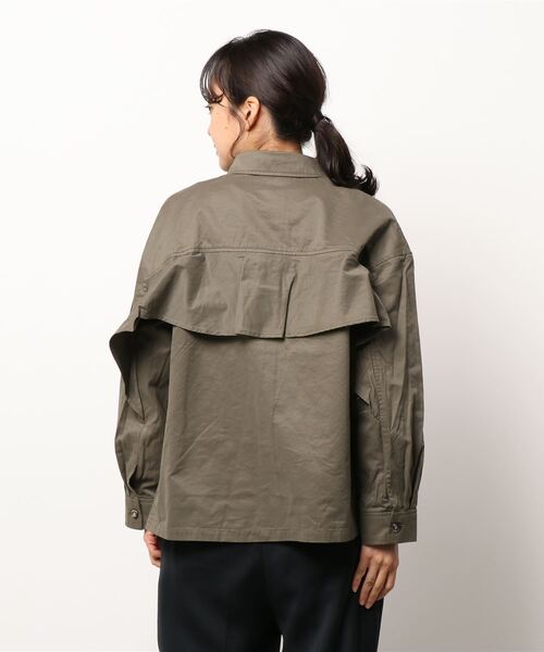 INTERPLANET(インタープラネット)の「TCNミリタリーBACKフリルブルゾン(ブルゾン・レディース・ネイビー/カーキ・FREE)」の4枚目の写真