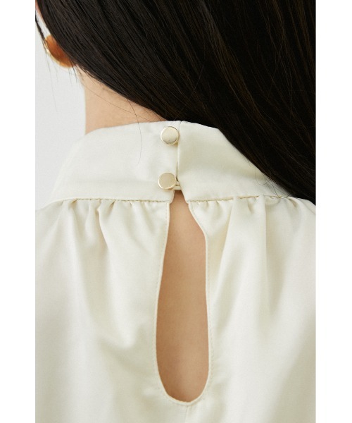 rienda(リエンダ)の「袖シースルーハイネックトップス(シャツ/ブラウス・レディース・ライトブルー/アイボリー・FREE)」の7枚目の写真