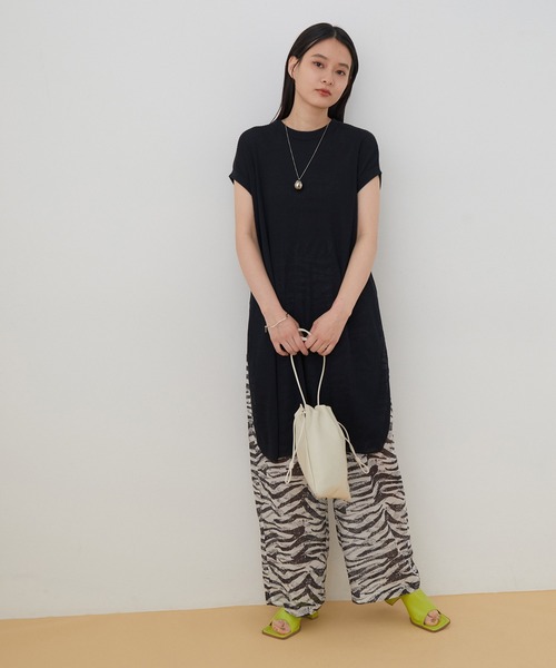 ADAM ET ROPE'(アダムエロペ)の「【セットアップ対応】TCシアーワッフルプルオーバー(Tシャツ/カットソー・レディース・ブラック/ワイン・FREE)」の3枚目の写真