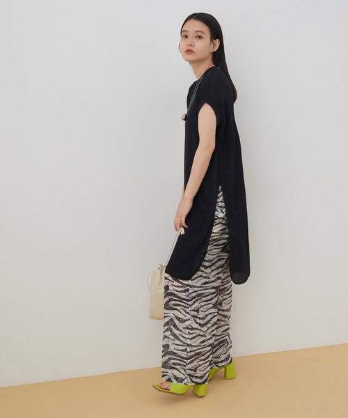 ADAM ET ROPE'(アダムエロペ)の「【セットアップ対応】TCシアーワッフルプルオーバー(Tシャツ/カットソー・レディース・ブラック/ワイン・FREE)」の4枚目の写真