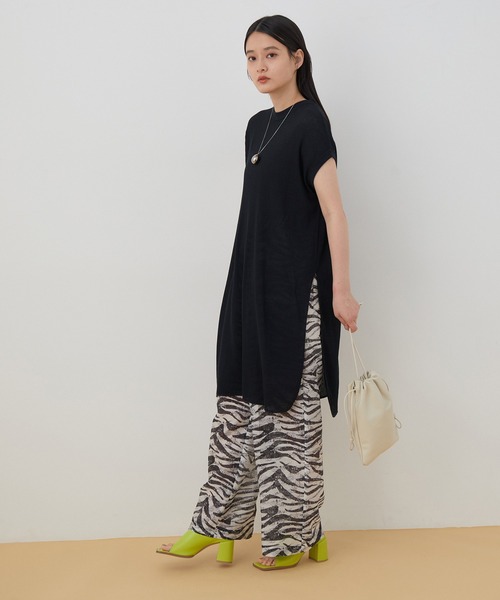 ADAM ET ROPE'(アダムエロペ)の「【セットアップ対応】TCシアーワッフルプルオーバー(Tシャツ/カットソー・レディース・ブラック/ワイン・FREE)」の15枚目の写真