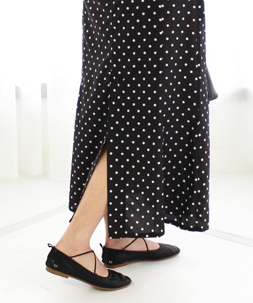 MODE ROBE（モードローブ）の「ドットスカート（スカート・レディース・アイボリー/ブラック・FREE）」の4枚目の写真
