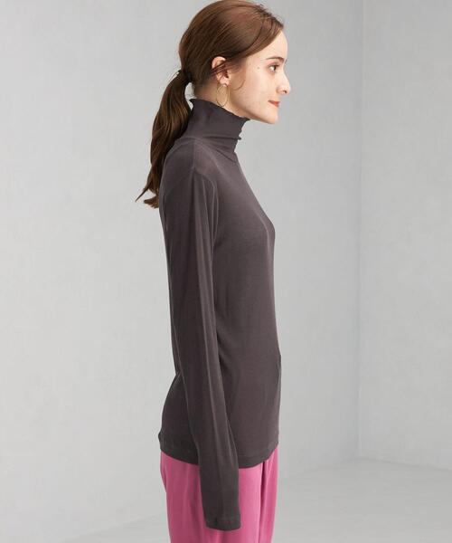 green label relaxing（グリーンレーベルリラクシング）の「バックメロー シアー タートルネック プルオーバー カットソー（Tシャツ/カットソー・レディース・ライトブルー/オフホワイト/ダークグレー・FREE）」の22枚目の写真