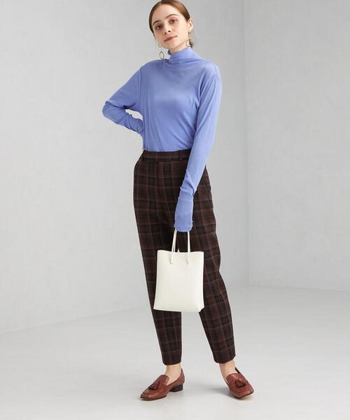 green label relaxing（グリーンレーベルリラクシング）の「バックメロー シアー タートルネック プルオーバー カットソー（Tシャツ/カットソー・レディース・ライトブルー/オフホワイト/ダークグレー・FREE）」の8枚目の写真