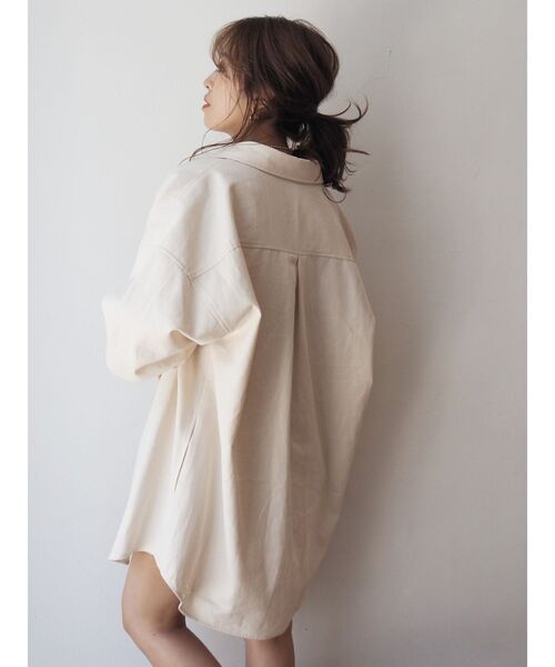 EVRIS(エヴリス)の「【ZOZO限定】シンプルオーバーサイズシャツ(シャツ/ブラウス・レディース・ホワイト/ブルー/アイボリー・FREE)」の18枚目の写真