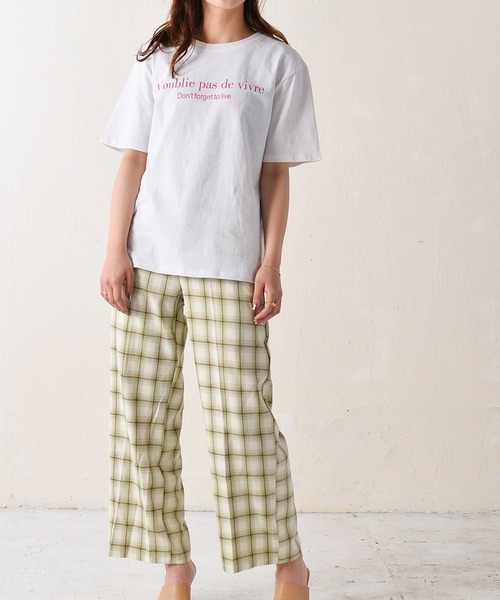 Monocoro toppi(モノコロトッピ)の「シンプルカラーロゴTシャツ(Tシャツ/カットソー・レディース・ホワイト/ベージュ・M)」の19枚目の写真