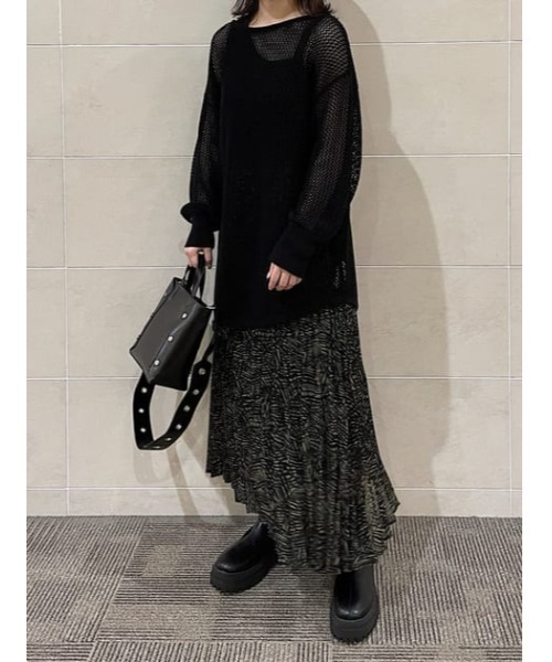 AZUL by moussy(アズールバイマウジー)の「STUDS SQUARE BAG/スタッズスクエアバッグ(ショルダーバッグ・レディース・ブラック/グリーン・FREE)」の18枚目の写真