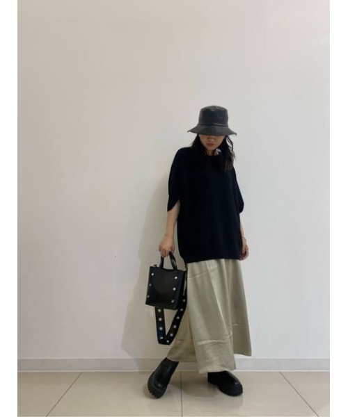 AZUL by moussy(アズールバイマウジー)の「STUDS SQUARE BAG/スタッズスクエアバッグ(ショルダーバッグ・レディース・ブラック/グリーン・FREE)」の21枚目の写真