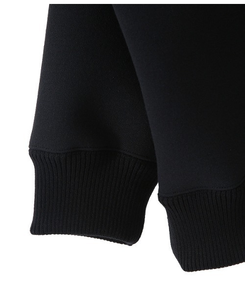 GOLD（ゴールド）の「GOLD / ゴールド：ESTEL SMOOTH CREW NECK：21B-GL68802[MUS]（スウェット・メンズ・ブラック/ブラウン・MEDIUM/LARGE/SMALL）」の6枚目の写真