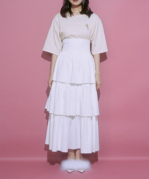 Romansual（ロマンシュアル）の「Romansual/ロゴ刺繍Tシャツ（Tシャツ/カットソー・レディース・ブラック/ベージュ/オフホワイト・MEDIUM/LARGE）」の12枚目の写真