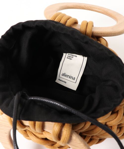 ALIENINA(アリエニーナ)の「【ALIENINA/アリエニーナ】ウッドハンドル ハンド ショルダー コットン ロープバッグ(ハンドバッグ・レディース・ライトグレー/ベージュ/マスタード/チョコ・FREE)」の5枚目の写真