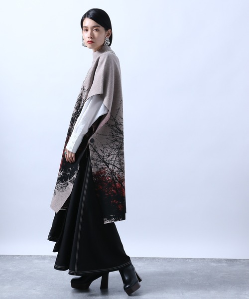 HARE（ハレ）の「ランドスケープポンチョ(HARE)（ポンチョ・レディース・ブラック/ベージュ・FREE）」の9枚目の写真