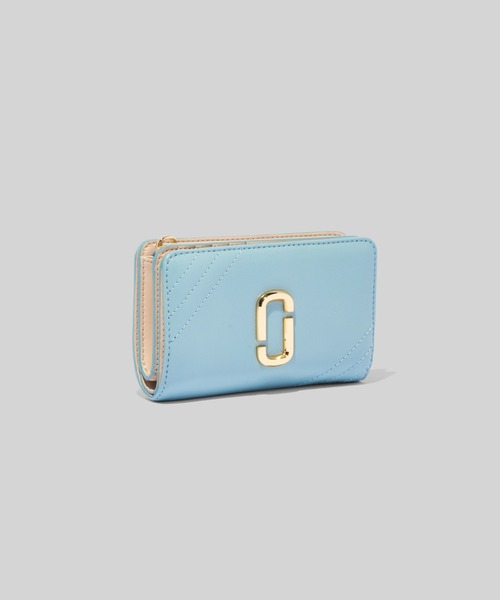 MARC JACOBS（マークジェイコブス）の「THE GLAM SHOT COMPACT WALLET/ザ グラム ショット コンパクト ウォレット 二つ折り財布（財布・レディース・ブラック/ブルー系その他/ピンク系その他/ベージュ系その他3・ONE SIZE）」の14枚目の写真