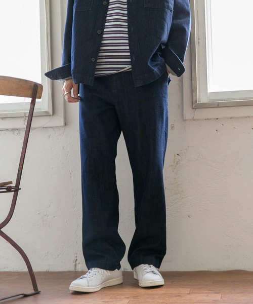 URBAN RESEARCH DOORS（アーバンリサーチドアーズ）の「ストレートデニムトラウザー（デニムパンツ・メンズ・インディゴブルー/ブラック・40/38）」の4枚目の写真