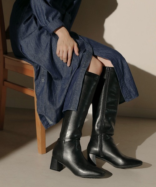 Bou Jeloud（ブージュルード）の「スクエアトゥロングブーツ（ブーツ・レディース・ブラック/ブラウン・M/L）」の2枚目の写真