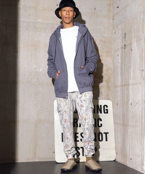 STAMPD(スタンプド)の「STAMPD/スタンプド Essential Cargo Sweatpant スウェットパンツ アニマル 総柄(スウェットパンツ・メンズ・カモフラージュ・L/S/M)」の20枚目の写真