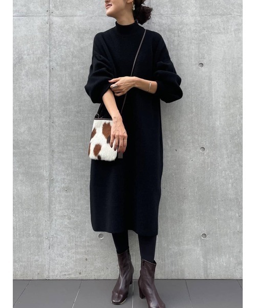 BEARDSLEY（ビアズリー）の「ボリューム袖が目を惹く袖タックニットワンピース（ワンピース・レディース・ベージュ/ブラック・0/1）」の6枚目の写真