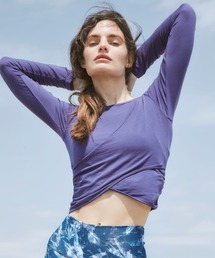 Julier Yoga and Relax（ジュリエヨガアンドリラックス）の「Julier エコリヨセルベア天ロングスリーブプルオーバー（Tシャツ/カットソー）」