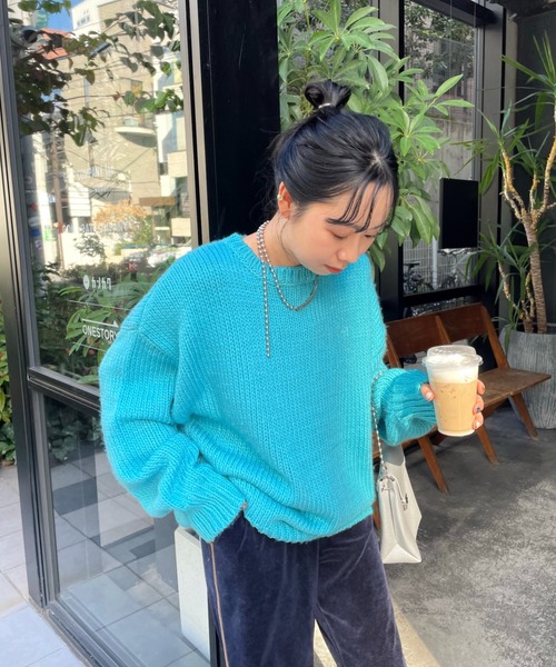 WHO'S WHO gallery（フーズフーギャラリー）の「ロービングカラーニット（ニット/セーター・レディース・パープル/グリーン/ピンク/サックスブルー・FREE）」の5枚目の写真