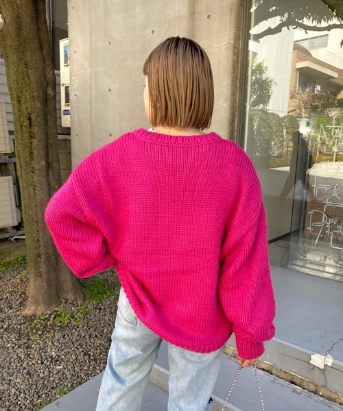 WHO'S WHO gallery（フーズフーギャラリー）の「ロービングカラーニット（ニット/セーター・レディース・パープル/グリーン/ピンク/サックスブルー・FREE）」の18枚目の写真