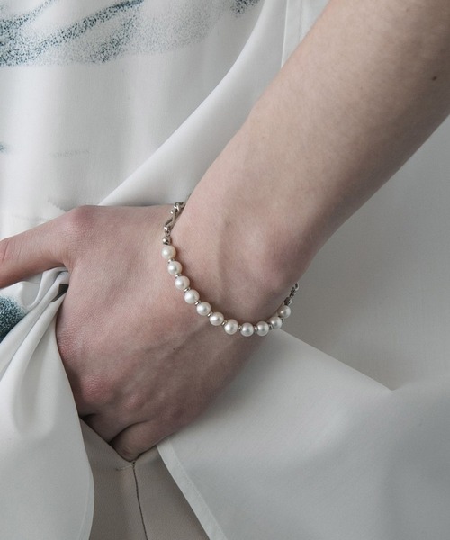 HARE（ハレ）の「ミニマルパールブレスレット(HARE)（ブレスレット・メンズ・オフホワイト・FREE）」の9枚目の写真