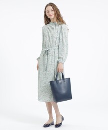 美品 マッキントッシュフィロソフィー Snowblue Gardenワンピース MACKINTOSH PHILOSOPHY(マッキントッシュ フィロソフィー)の「Snowblue Garden