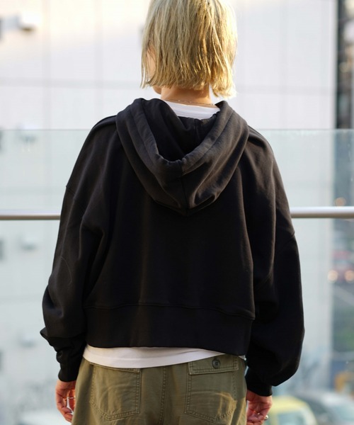 MSGM（エムエスジーエム）の「MSGM（エムエスジーエム）CAT LOGO BAG