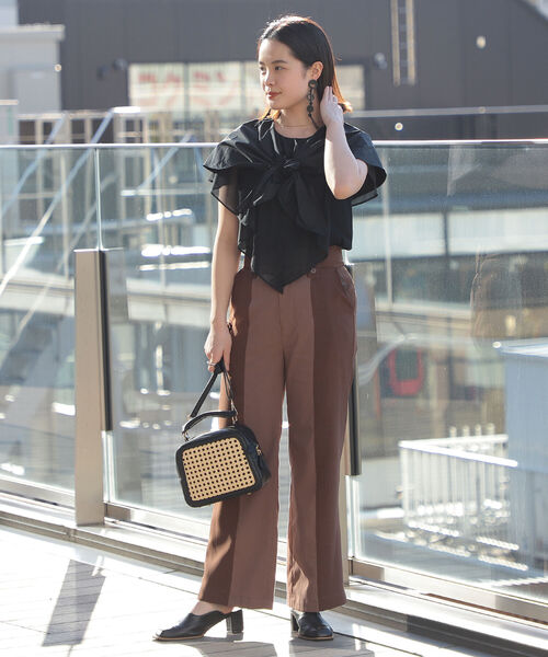 Ray BEAMS(レイビームス)の「RBS / レイヤード ケープカラー Tシャツ(Tシャツ/カットソー・レディース・ホワイト/ブラック・ONE SIZE)」の19枚目の写真