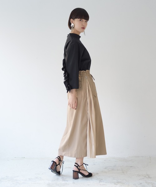 La SRIC（ラスリック）の「La SRIC / サイドZIPプリーツSK（スカート・レディース・ネイビー/キャメル・38）」の10枚目の写真