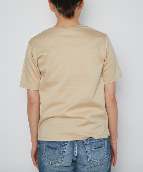 RIVE DROITE(リヴドロワ)の「スーピマコットンクルーネックカットソー(Tシャツ/カットソー・レディース・オフホワイト/ベージュ/ネイビー/ピンク・FREE)」の19枚目の写真