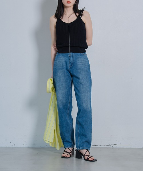 AIC.(エーアイシー)の「ハイウエストデニムテーパードパンツ(デニムパンツ・レディース・オフホワイト/ブルー/グリーン・SMALL/MEDIUM)」の10枚目の写真