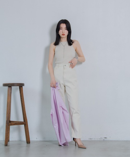 AIC.(エーアイシー)の「ハイウエストデニムテーパードパンツ(デニムパンツ・レディース・オフホワイト/ブルー/グリーン・SMALL/MEDIUM)」の14枚目の写真