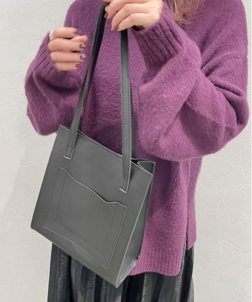 PairPair(ペアペア)の「合皮トートバッグ(トートバッグ・レディース・ブラック・FREE)」の2枚目の写真