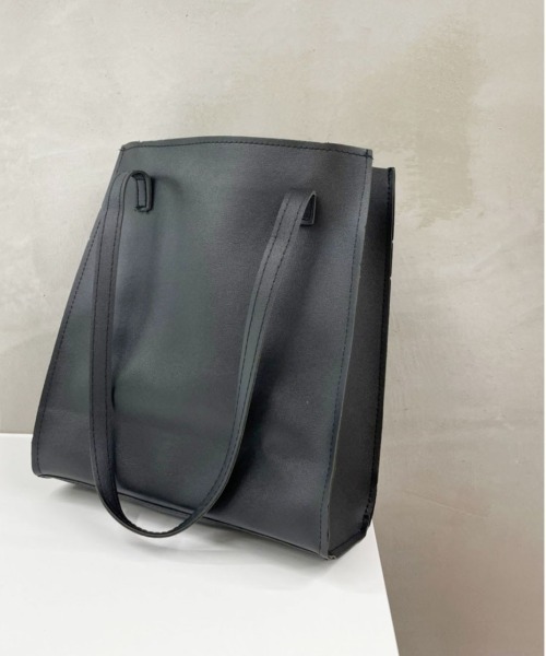 PairPair(ペアペア)の「合皮トートバッグ(トートバッグ・レディース・ブラック・FREE)」の3枚目の写真