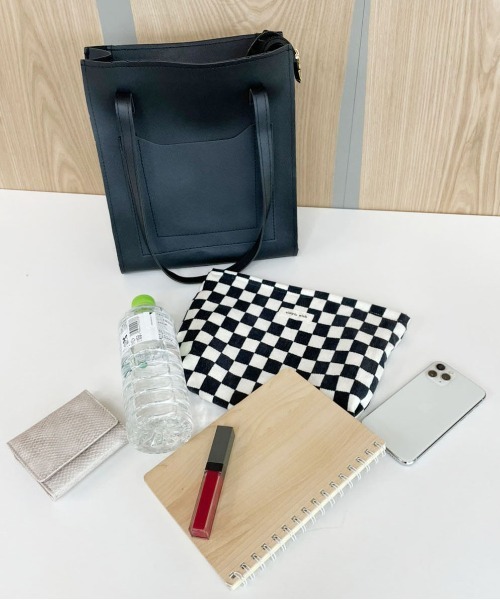 PairPair(ペアペア)の「合皮トートバッグ(トートバッグ・レディース・ブラック・FREE)」の7枚目の写真