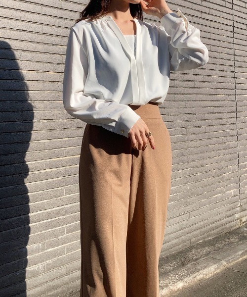 Brownie（ブラウニー）の「Brownie フロントタック 2WAYブラウス（シャツ/ブラウス・レディース・ブラック/オフホワイト/オレンジ/グリーン・FREE）」の9枚目の写真