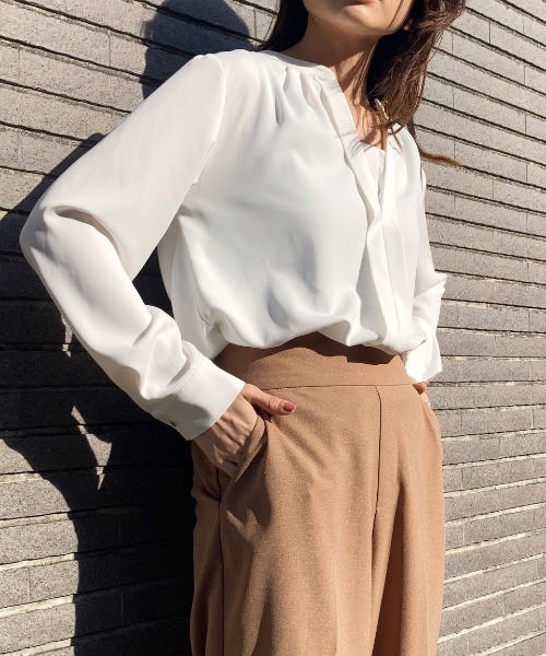 Brownie（ブラウニー）の「Brownie フロントタック 2WAYブラウス（シャツ/ブラウス・レディース・ブラック/オフホワイト/オレンジ/グリーン・FREE）」の7枚目の写真