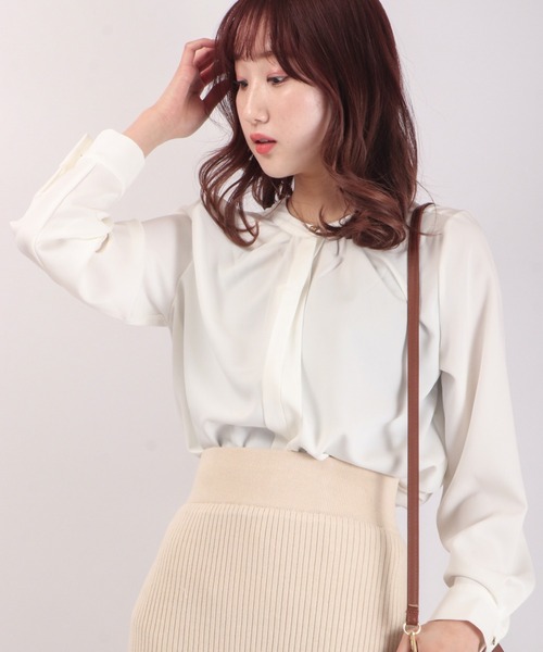 Brownie（ブラウニー）の「Brownie フロントタック 2WAYブラウス（シャツ/ブラウス・レディース・ブラック/オフホワイト/オレンジ/グリーン・FREE）」の11枚目の写真