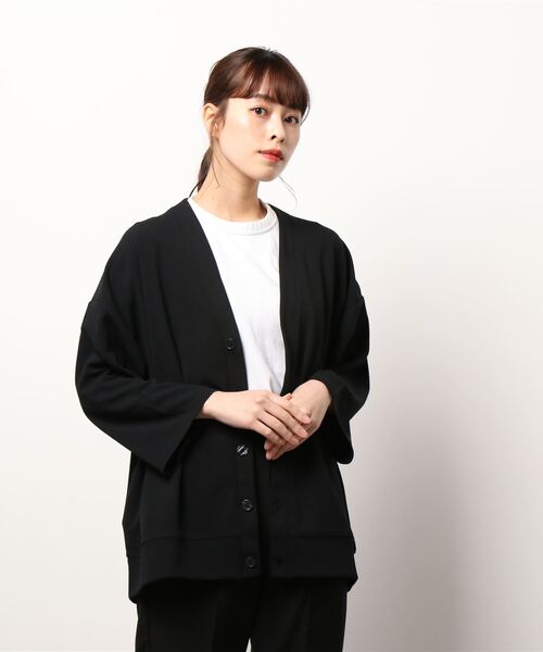 Bling Leads（ブリングリーズ）の「【Bk】梨地　オーバーサイズカーディガン（カーディガン/ボレロ・レディース・ブラック/グレイッシュベージュ/チャコール/ライトグレー/ブルー・LARGE/MEDIUM）」の16枚目の写真