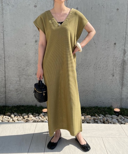 select MOCA by misato（セレクトモカバイミサト）の「2022 SS ケーブル編みニット2WAYワンピース（ワンピース・レディース・ブラック/カーキ/アイボリー・FREE）」の13枚目の写真