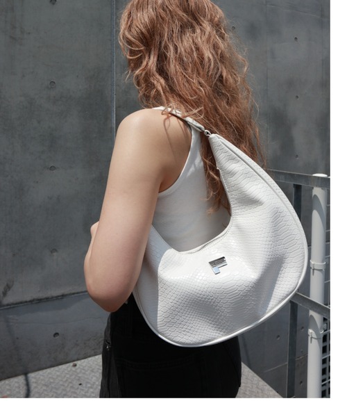 FIG&VIPER(フィグアンドバイパー)の「型押しクロコハンドルBAG(ハンドバッグ・レディース・ブラック/ホワイト/ピンク・FREE)」の11枚目の写真