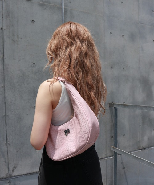 FIG&VIPER(フィグアンドバイパー)の「型押しクロコハンドルBAG(ハンドバッグ・レディース・ブラック/ホワイト/ピンク・FREE)」の15枚目の写真