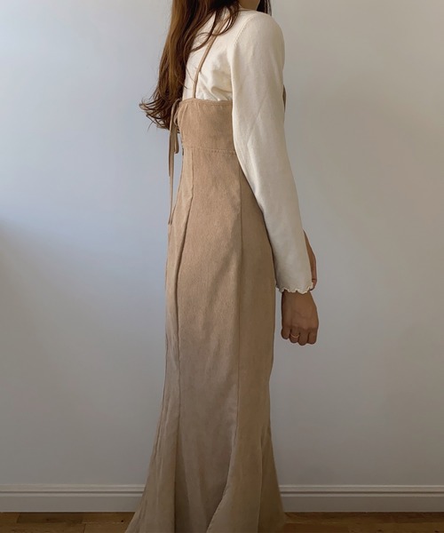 LAUIR(ラウアー)の「コーデュロイマーメイドワンピース(ワンピース・レディース・ブラウン/ベージュ/ブラック・MEDIUM/LARGE)」の1枚目の写真