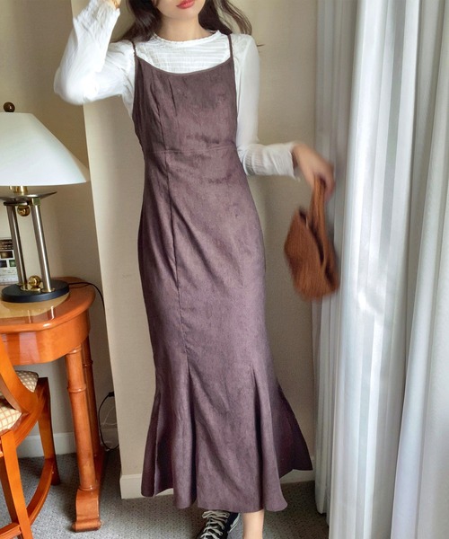 LAUIR(ラウアー)の「コーデュロイマーメイドワンピース(ワンピース・レディース・ブラウン/ベージュ/ブラック・MEDIUM/LARGE)」の3枚目の写真