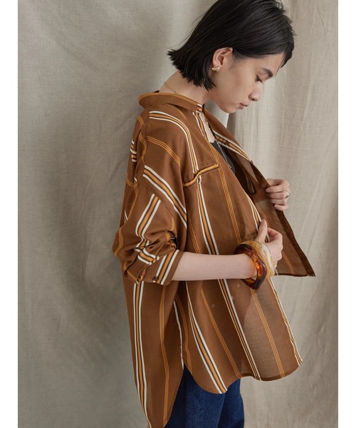 AMERICAN HOLIC（アメリカンホリック）の「シアーストライプシャツ（シャツ/ブラウス・レディース・ブラウン/キャメル・FREE）」の16枚目の写真