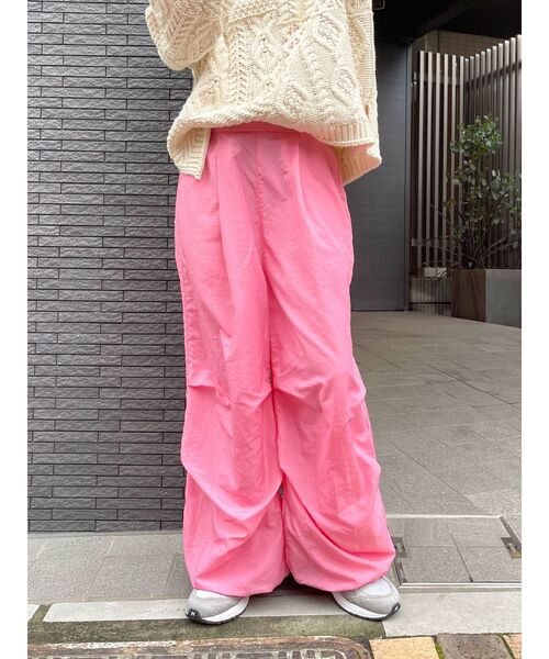 Ungrid(アングリッド)の「【WEB限定】ナイロンドロストパンツ(その他パンツ・レディース・チャコールグレー/パープル/ピンク/オレンジ/グリーン・FREE)」の6枚目の写真